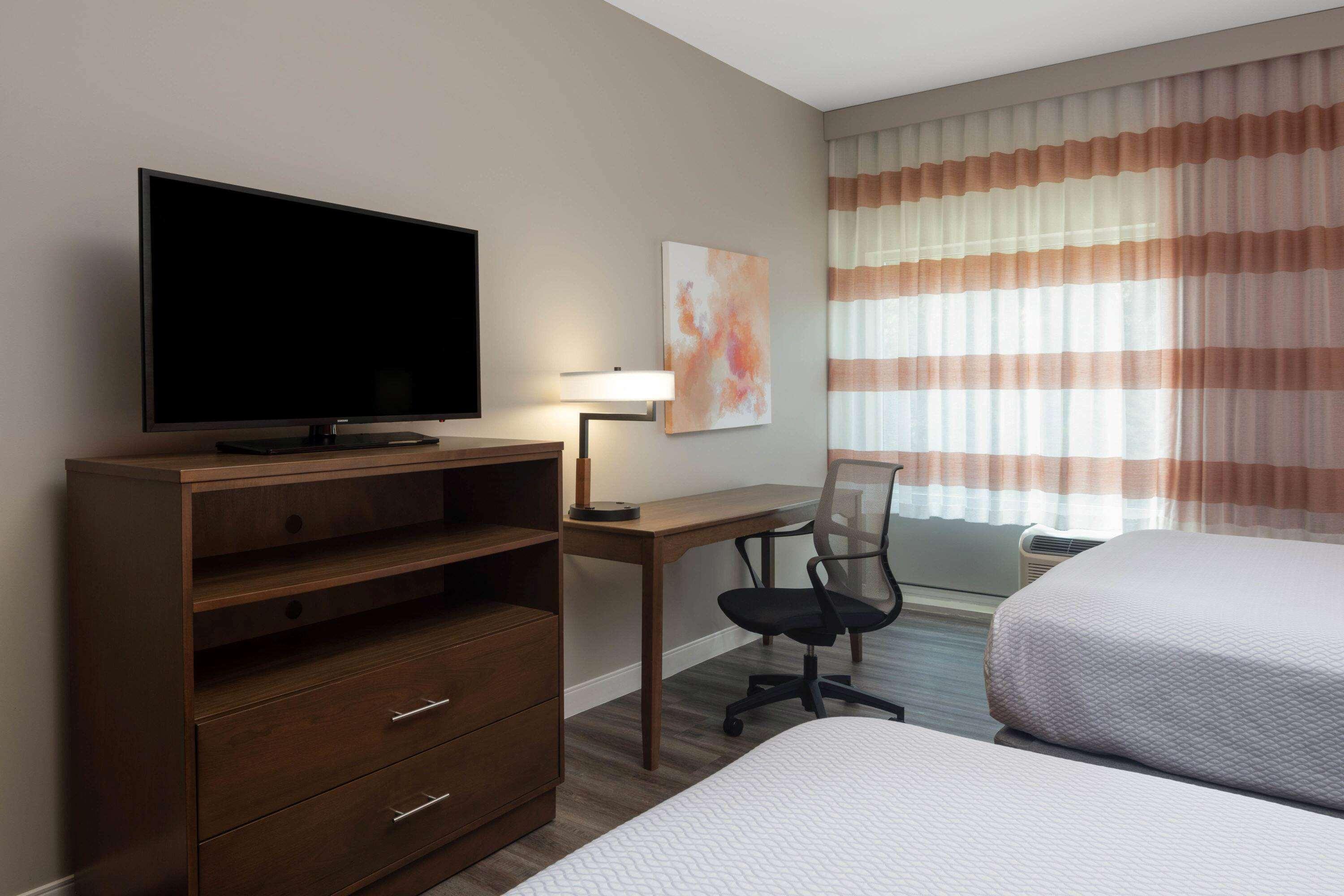 La Quinta By Wyndham Greensboro Airport High Point Extérieur photo