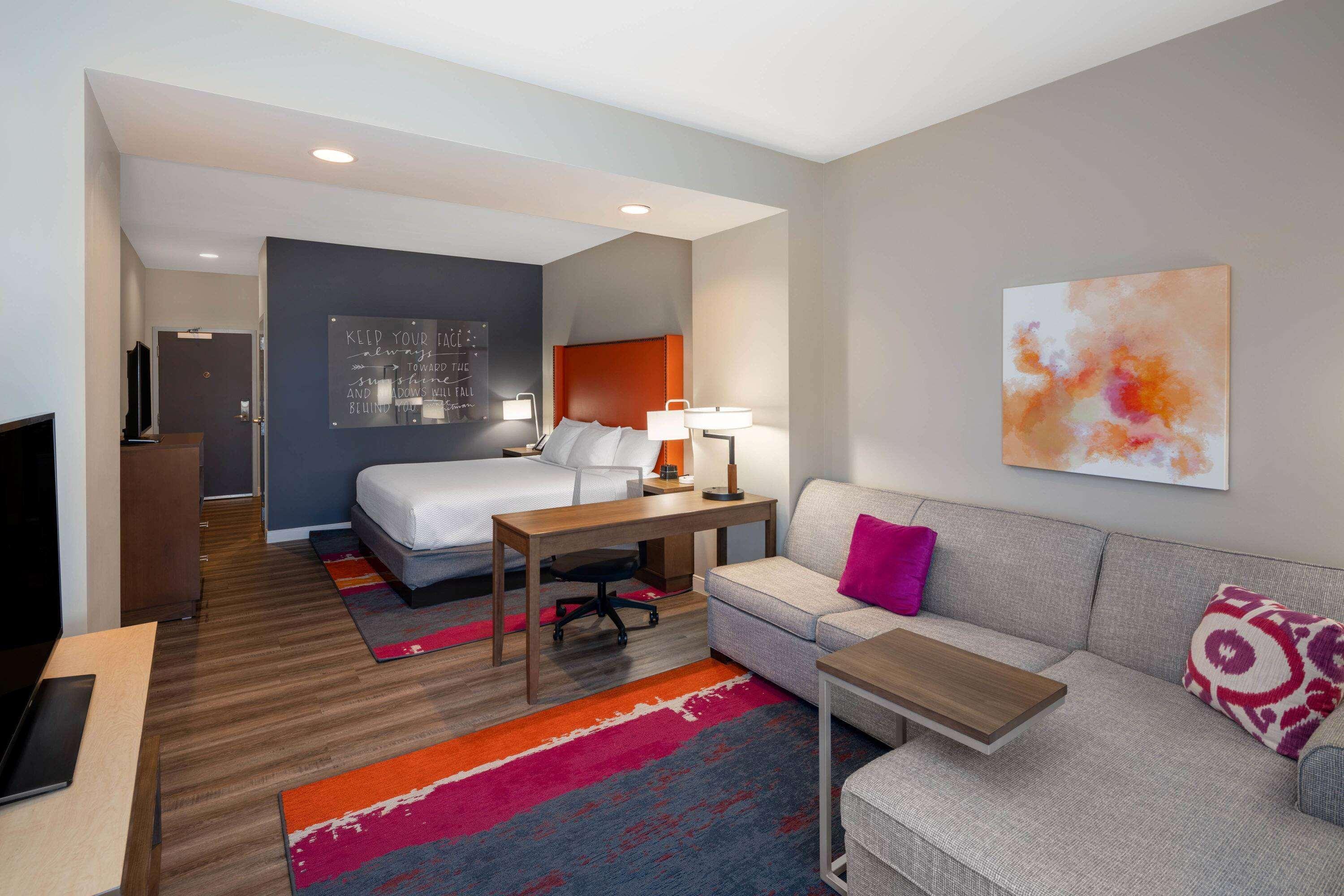 La Quinta By Wyndham Greensboro Airport High Point Extérieur photo